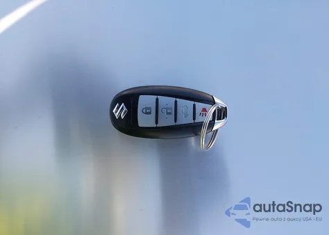 2012 Suzuki Kizashi Se z USA, uszkodzony, nr VIN JS2RE9A35C6101483